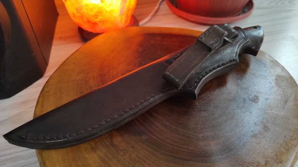 Ловен нож от D2 уникат