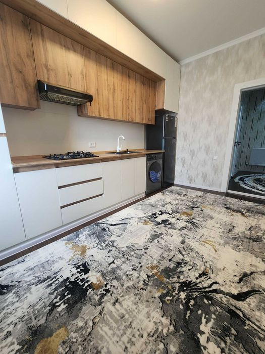 3 хоналик квартира 7 кават янги лифтлик дом, карвон чорраха