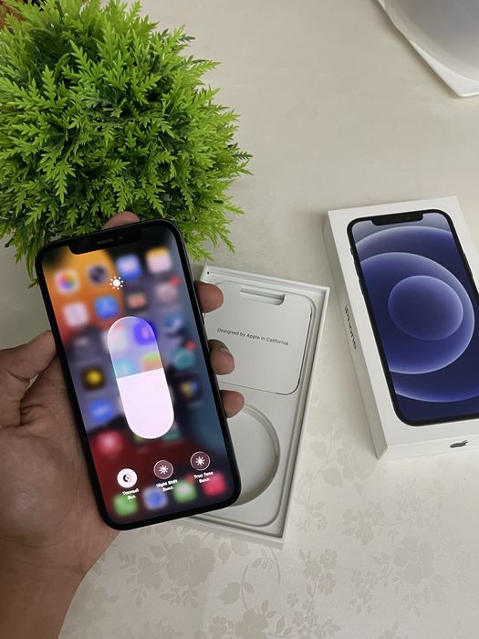 Телефон iPhone 12 128gb