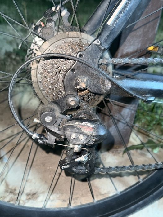 Шоссейный велиспед trinx tempo