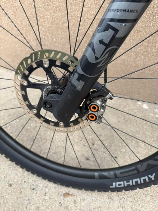 Карбонов Електрически велосипед 29 цола CUBE STEREO ТМ  колело