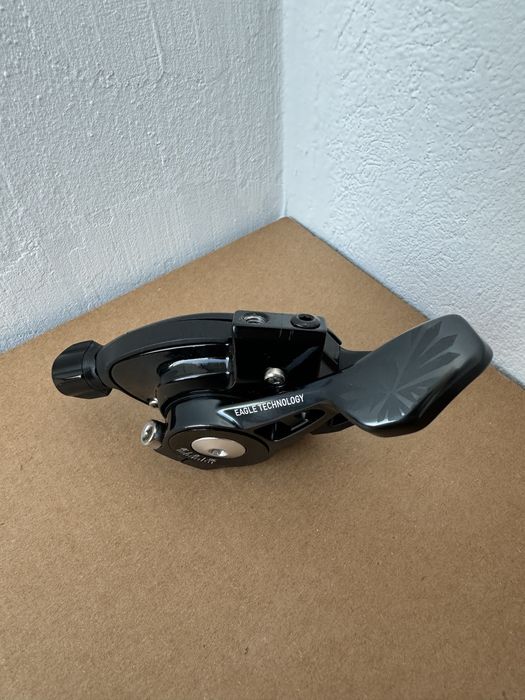 SRAM X01 Eagle 1х12 Дерайльор + команда