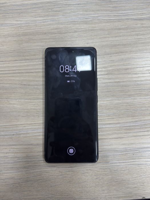 Xonor 9C telefon sotiladi srochni