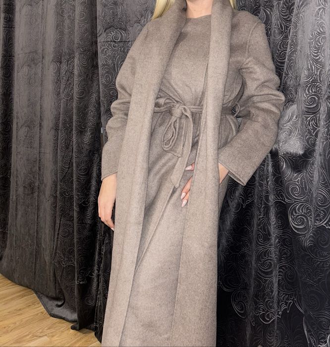 GAP уникално палто с вграден сваляем шал