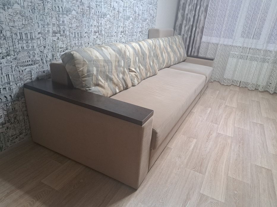 Продаю диван в хорошем состоянии