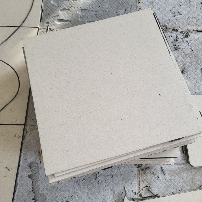 Продам б/у кафель