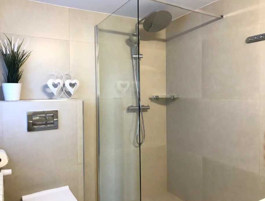 Дава се под наем Двустаен апартамент в Пловдив, Беломорски - 58 кв.м за 285.6 € - Снимка #1