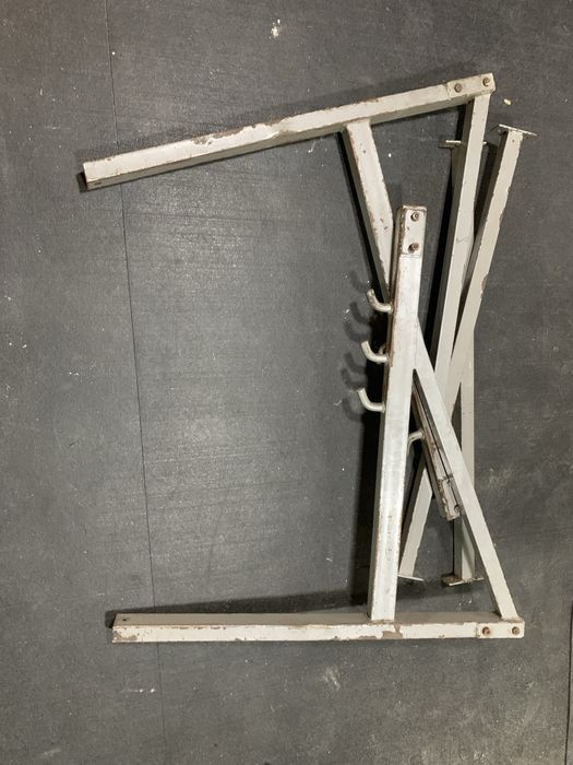 Фитнес стойка за чукчета/гребане