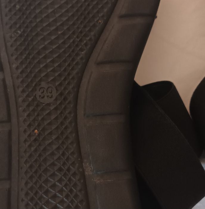 Sandale cu platforma marime 39