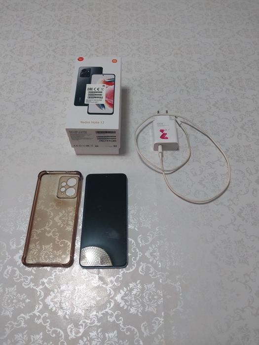 Смортфон Redmi note 12