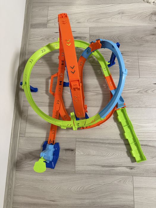 Set de joaca Hot Wheels Action - Provocarea Ciclonului