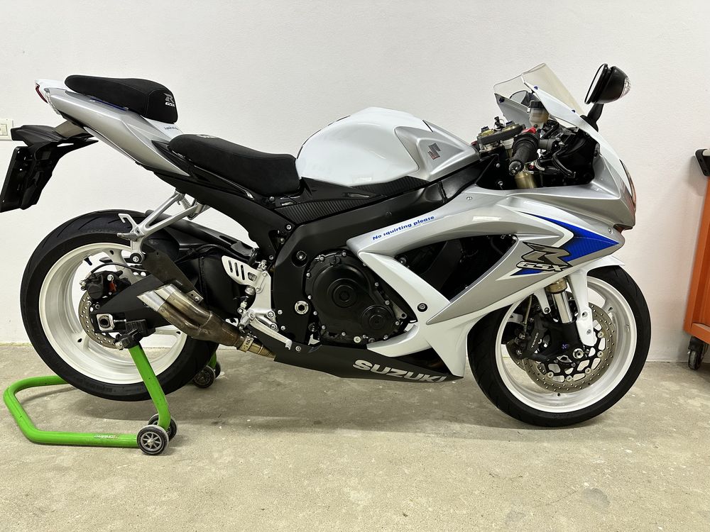 suzuki gsxr 600 Auto moto si ambarcatiuni OLX.ro Pagina 2