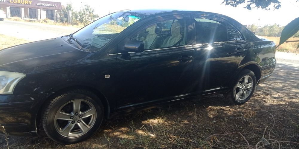 Продам тойота авенсис