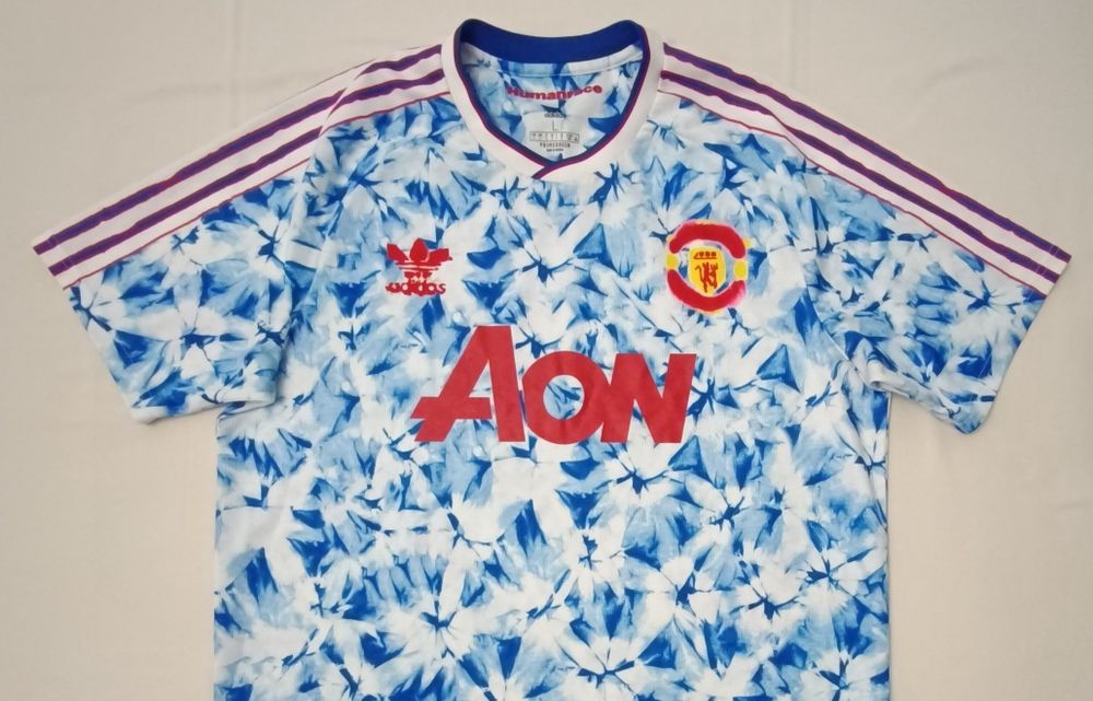 Adidas Manchester United Human Race Jersey оригинална тениска L Адидас Манчестър Юнайтед фланелка спорт футбол Adidas Originals x Pharrell Williams