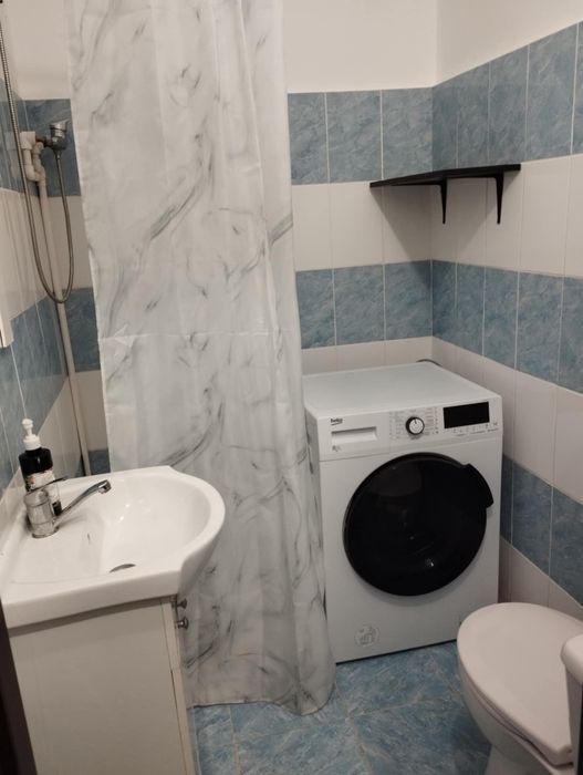 Inchiriez camera de cămin zona Granit, Iasi