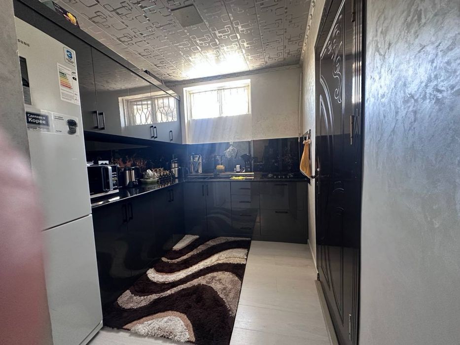 Продаётся Дом Вдоль дароги под бизнес