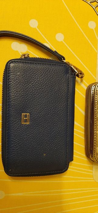 Портмонета на  Tommy Hilfiger
