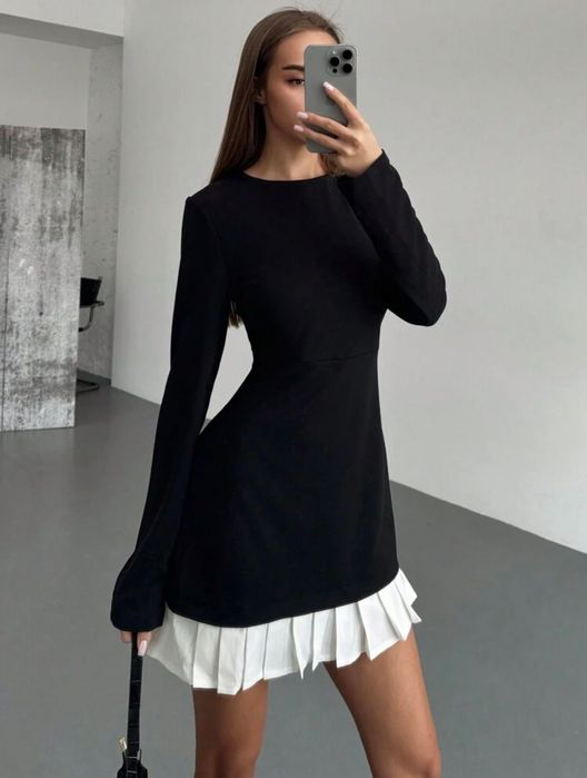 Чисто нова черна рокля