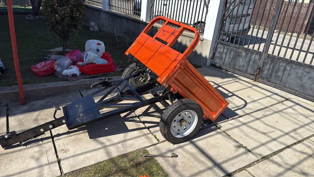 Vând remorca motocultor