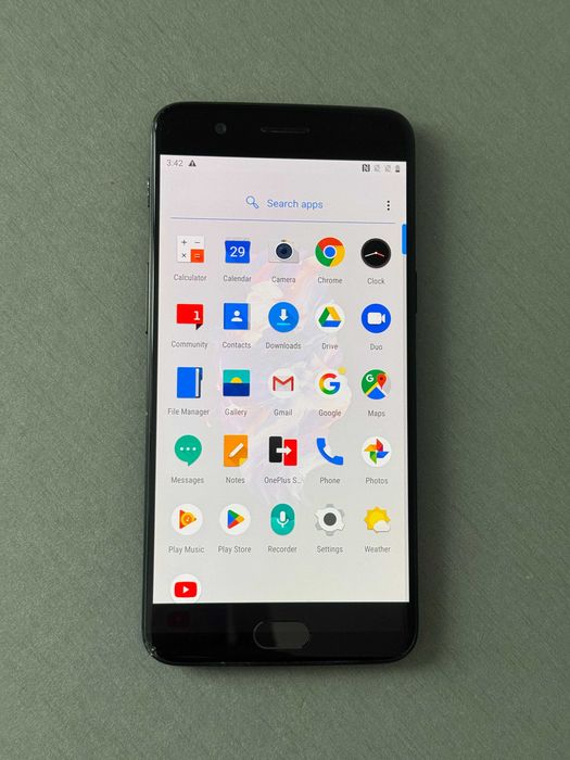 OnePlus 5 - /128 GB -8 GB RAM , android 9
