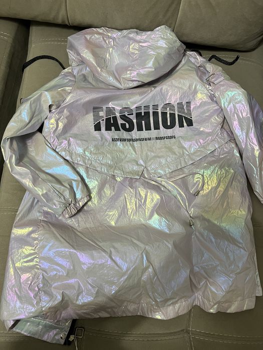 Куртка для девочки новая