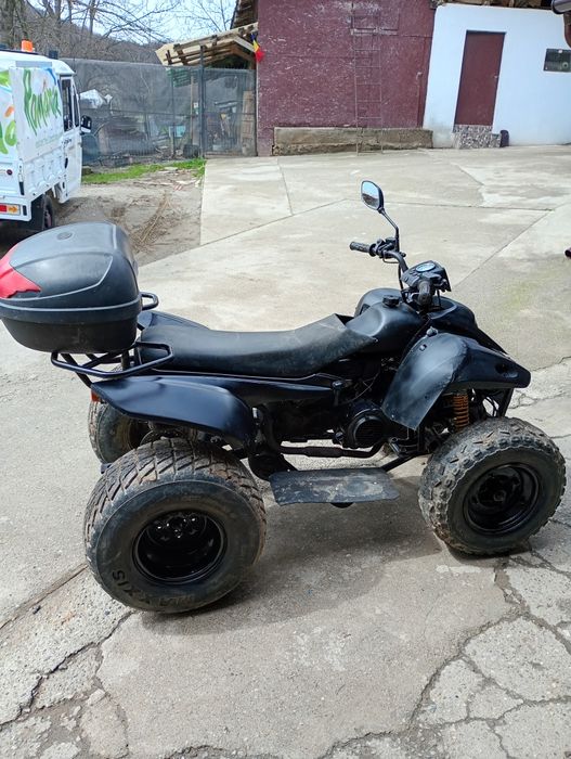 Vând schimb cu auto sau alt atv