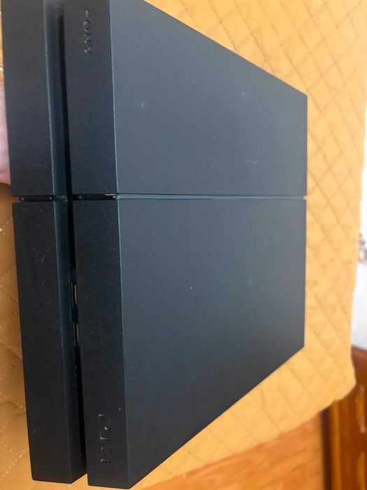 Vand Playstation 4