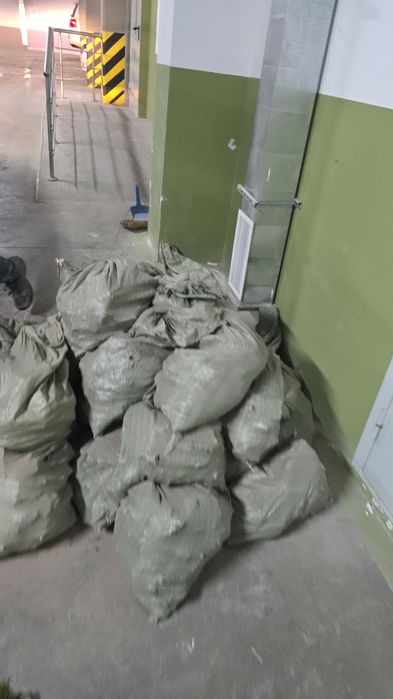 Вывоз мусора 3тонн 5тонн