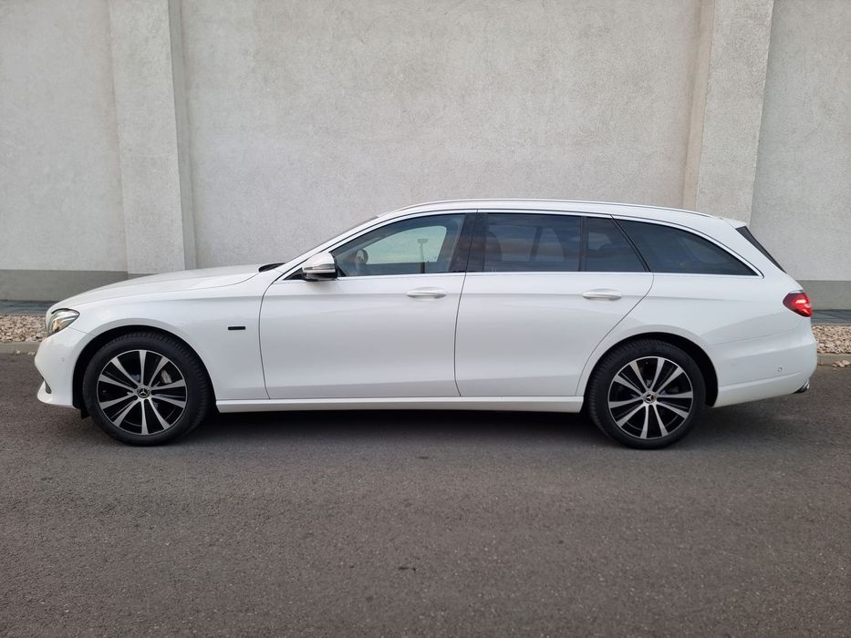 Mercedes-Benz E Deosebita Stare Perfecta Istoric Service Reprezentanta