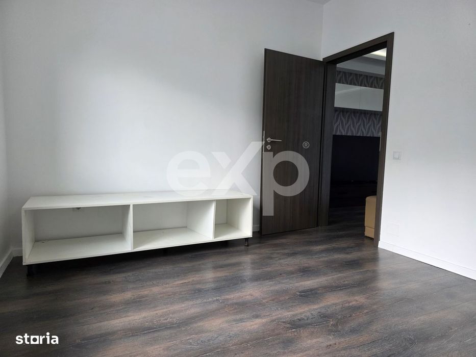 Apartament 5 camere + parcare + gradina, Str. Avram Iancu, Floresti, C