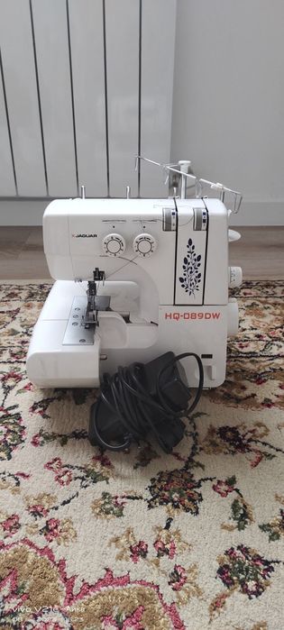 Продам оверлок почти новый