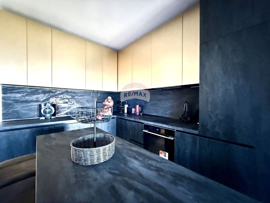 Апартамент с две спални и морска гледка за продажба, гр. Балчик, Я.И.