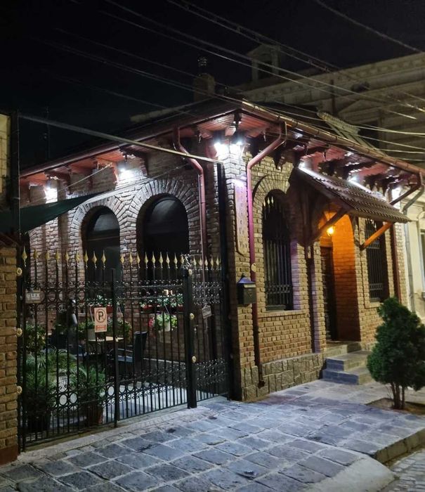 Restaurant de vanzare urgent, complet echipat, negociabil