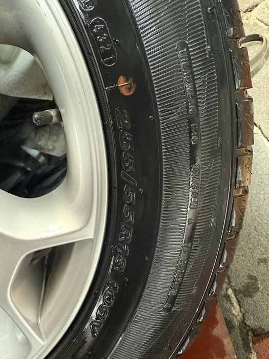 Продам диски с  резиной на бмв