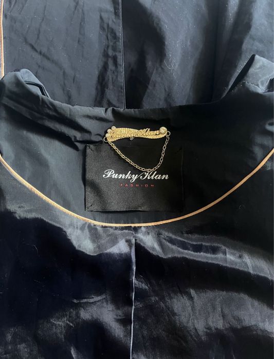 Продам плащи в идеальном состоянии