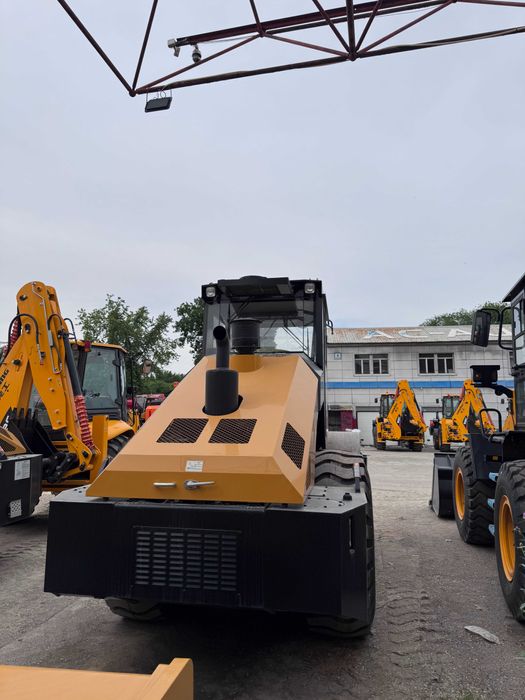 Продажа новых Дорожный каток одновальцовый SANY SSR160AC-8 16т 2025г.