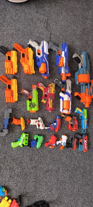 Nerf , XShot ... colecție blastere cu proiectile sau apa  și vesta tactica