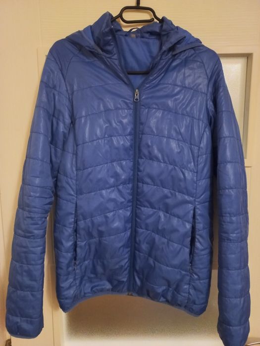 Geaca dama marime XS (dar merge și la M)