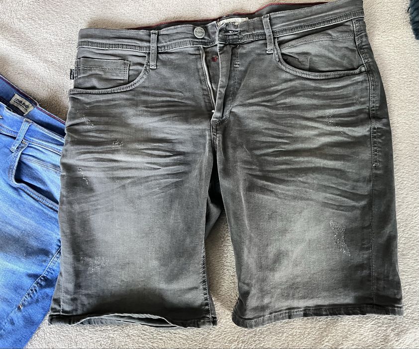 Нови маркови бермуди XL