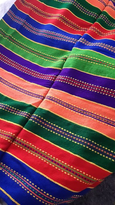 Macate lana cusute la razboi