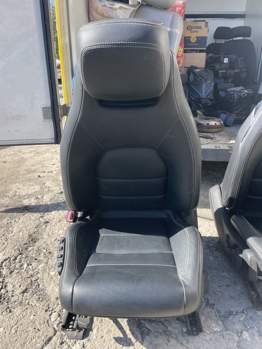 Седалки от мерцедес c 207 w212 coupe