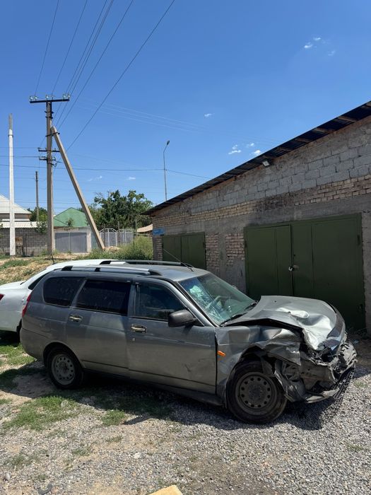 Продам приора 1 пок
