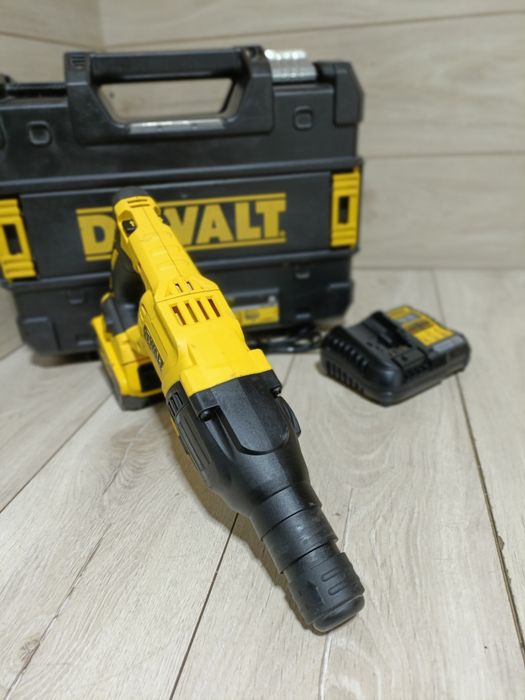 Rotopercutor SDS Plus DeWalt DCH133 fabricatie 2025