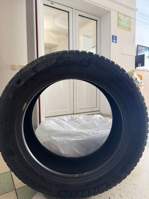 Продам б/у шины зимние