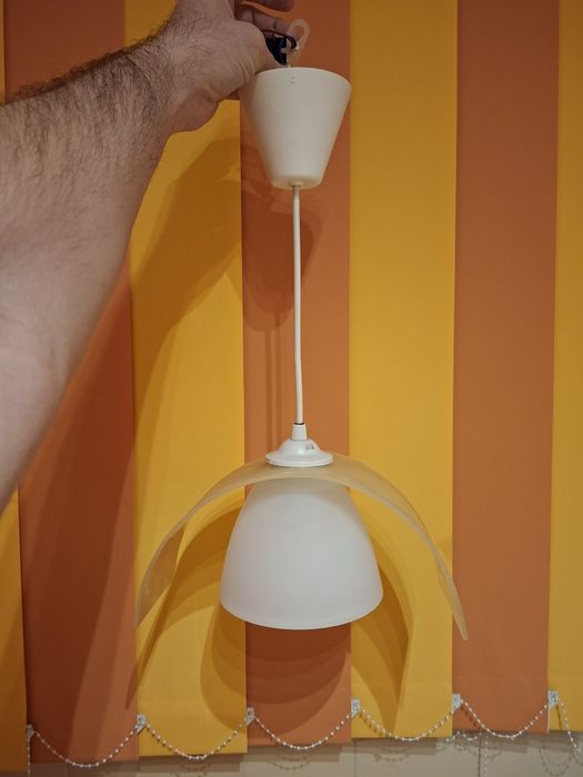 Plafoniera tip pendul