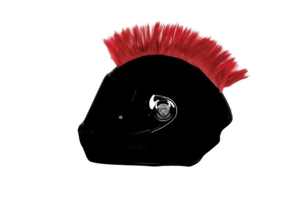 COADA IMPLETITA - negru ,fuchsia si  Creasta Punk rosu