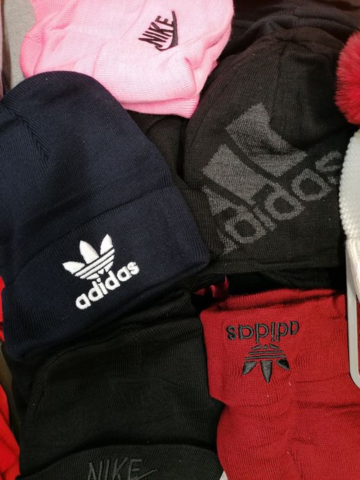 Căciulă nike / adidas / hugo/jordan ~2 la 45 lei