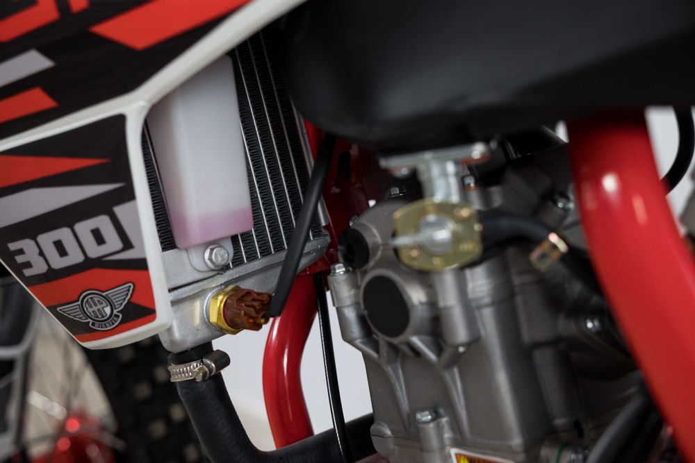 Мотоцикл Highper NC 300