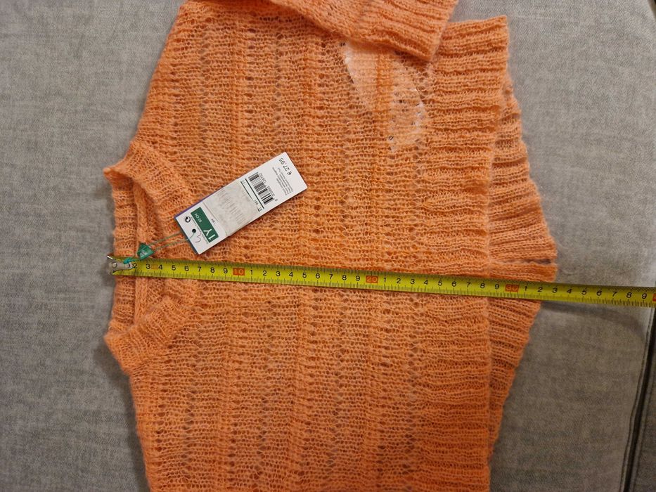 Pulover Benetton cu mohair 1-2 ani nou