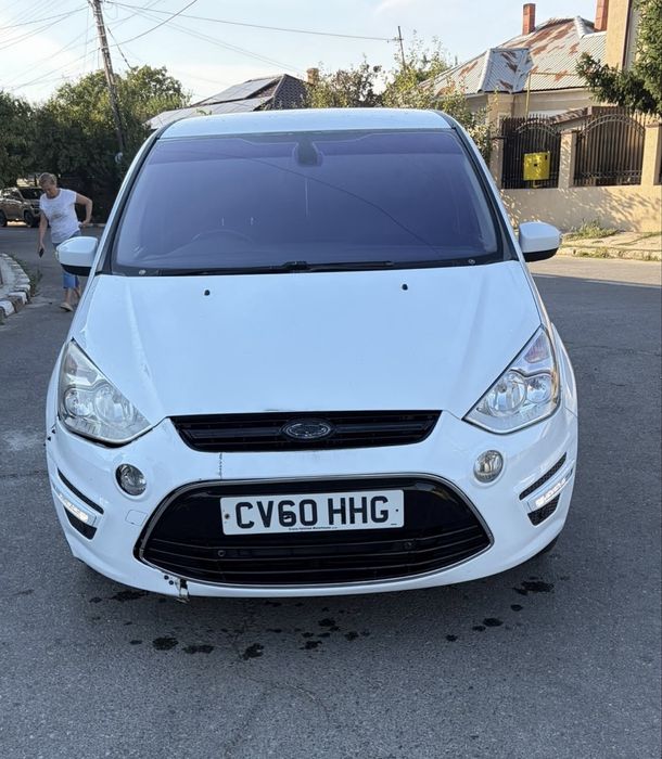Dezmembrez Ford S Max 2.0 tdci cutie automata Powershift